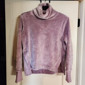 Athleta Velvet crop top